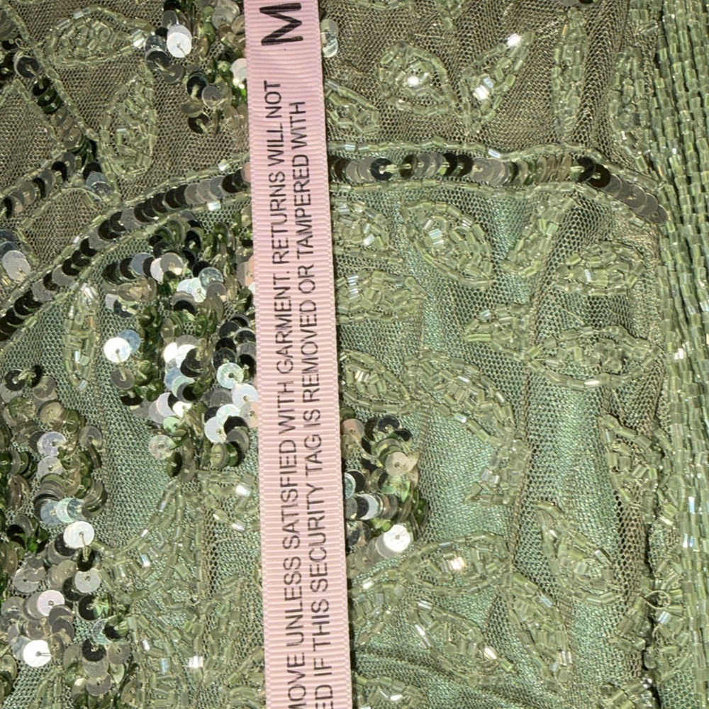 Mac Duggal High Neck Beaded Fringe Fitted Gown Size 10 - Picture 17 of 17